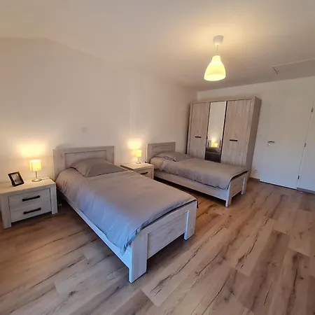 Hébergement de vacances Montmédy, 3 Pièces, 6 Personnes - Fr-1-585-78 *