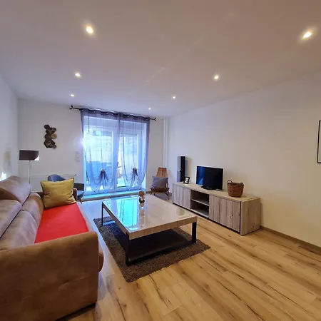 Montmédy, 3 Pièces, 6 Personnes - Fr-1-585-78 Hébergement de vacances Montmedy